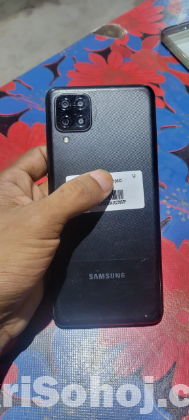 Samsung galaxy M12